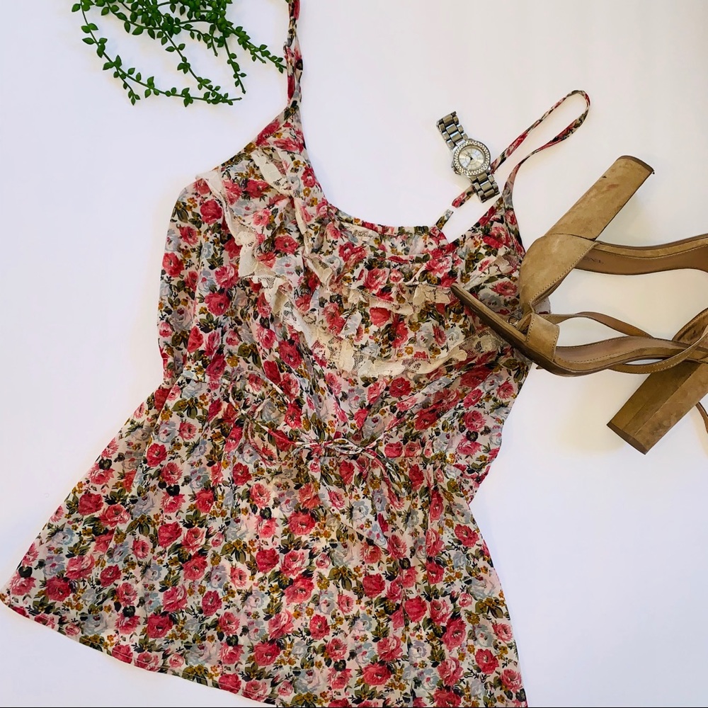Floral top